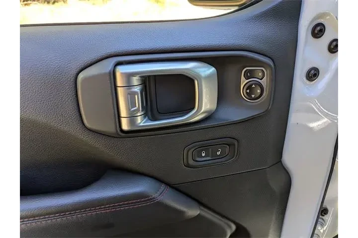 $32140 : Jeep Wrangler Unlimited 2020 image 10