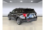 $29798 : Ford Explorer 2022 AWD XLT 4 thumbnail