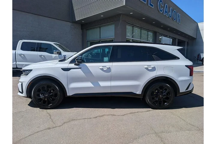 $32336 : Kia Sorento 2023 SX 4dr SUV image 7