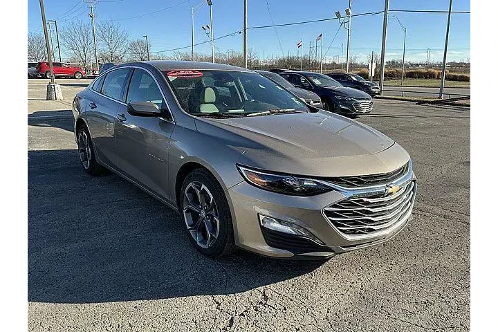 $19888 : Chevrolet Malibu 2024 LT 4dr image 1
