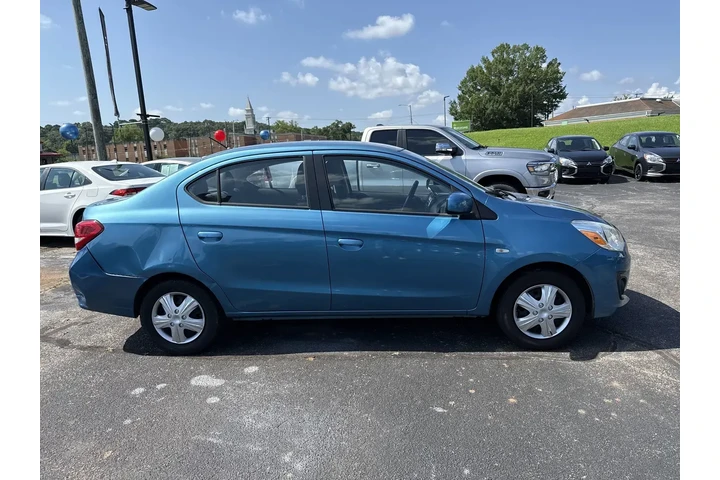$5498 : Mitsubishi Mirage G4 2017 ES image 4