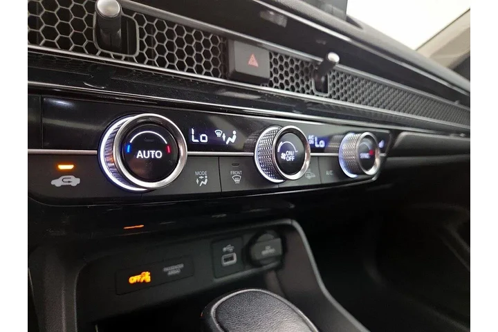 $23998 : Honda Civic 2022 EX 4dr Seda image 8