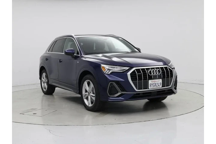 $24998 : Audi Q3 2022 AWD quattro S l image 1