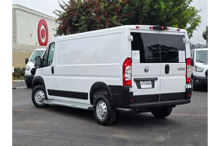 $27492 : Ram ProMaster 2023 2500 136 image 7