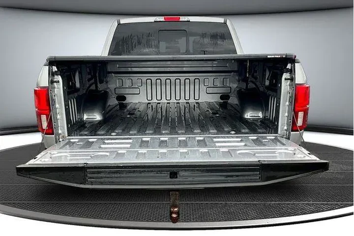 $33000 : Ford F-150 2020 4x4 XL 4dr S image 7