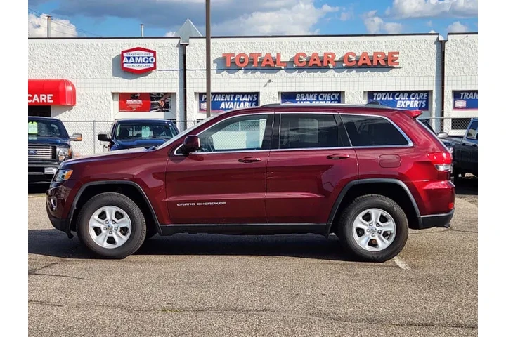 $13485 : 2016 Grand Cherokee Laredo image 3