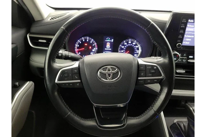 $30998 : Toyota Highlander 2020 AWD L image 10