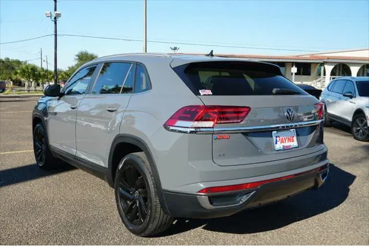 $27795 : Volkswagen Atlas Cross Sport image 1
