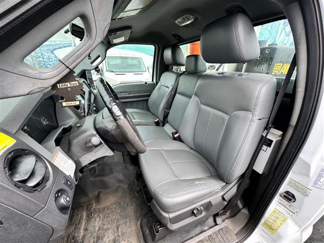 $33995 : 2011 Super Duty F-450 DRW 2WD image 9