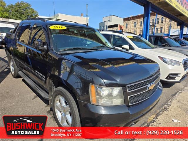 $12995 : Used 2010 Avalanche 4WD Crew image 3