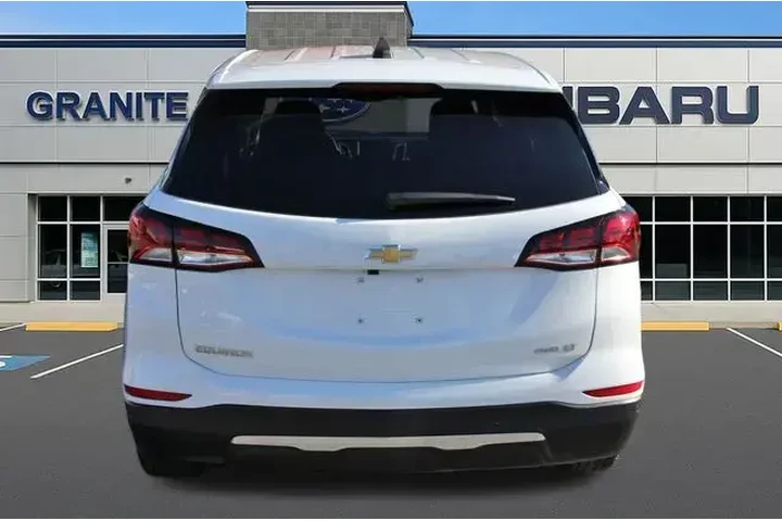 $21850 : Chevrolet Equinox 2023 4x4 L image 7