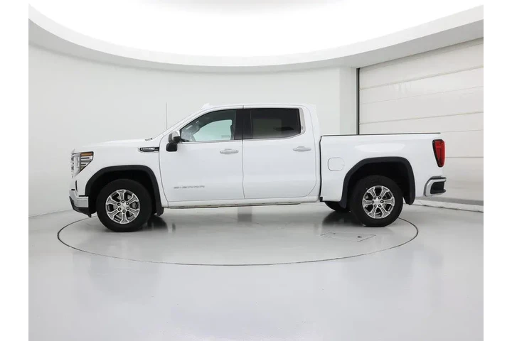 $39998 : GMC Sierra 1500 2024 4x2 SLT image 3