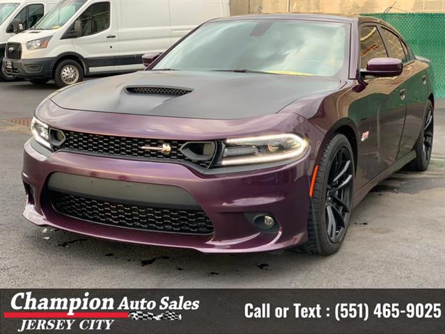 Used 2021 Charger Scat Pack W image 3