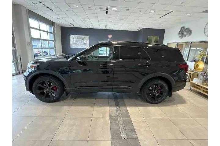$37476 : Ford Explorer 2022 AWD ST 4d image 6
