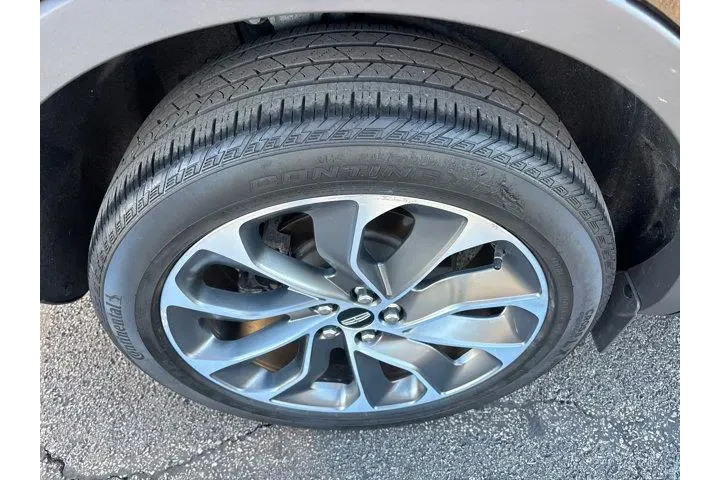 $35985 : Lincoln Nautilus 2022 Reserv image 10