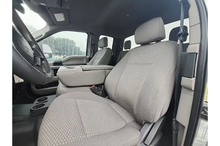 $27997 : Ford F-250 Super Duty 2020 4 image 10