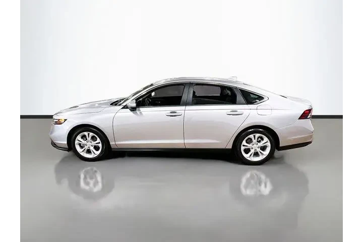 $25359 : Honda Accord 2025 LX 4dr Sed image 4