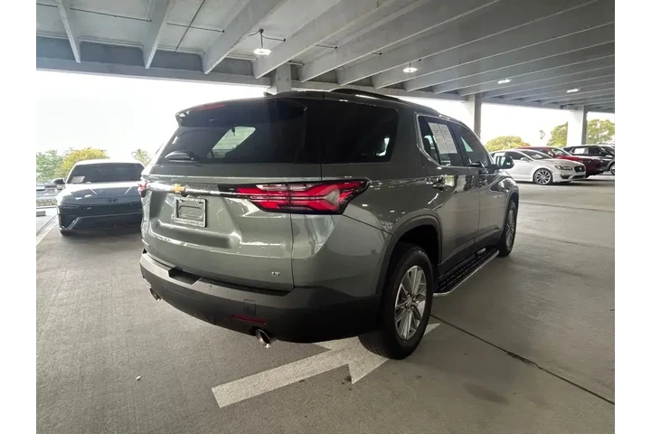 $26991 : Chevrolet Traverse 2023 LT C image 5
