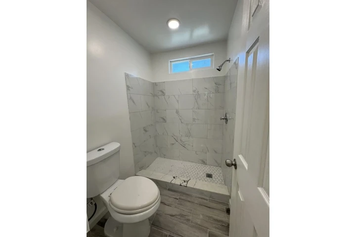 $1000 : ESTUDIO EN LOS ANGELES 1PARK🚘 image 6