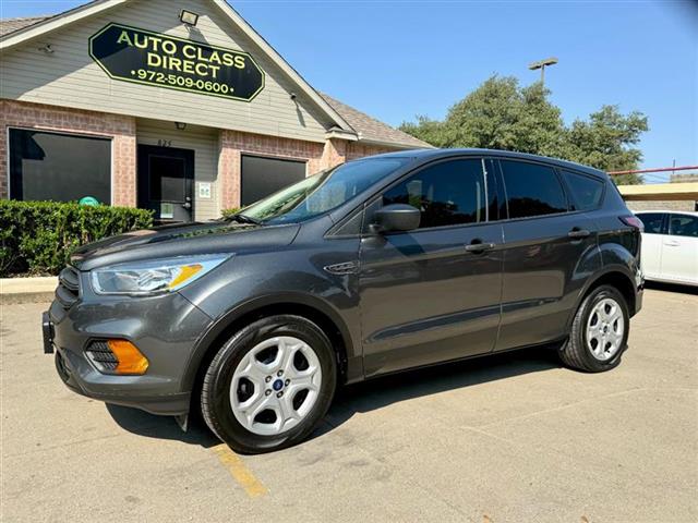 $11950 : 2017 FORD ESCAPE S image 6