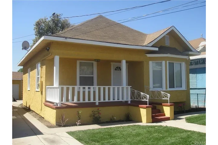 $700 : A room for rent in La image 2