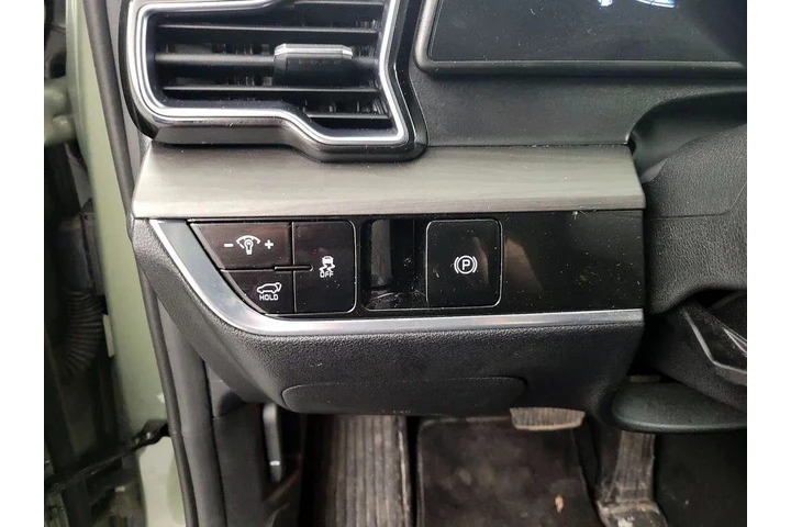 $27998 : Kia Sportage 2023 AWD X-Line image 5