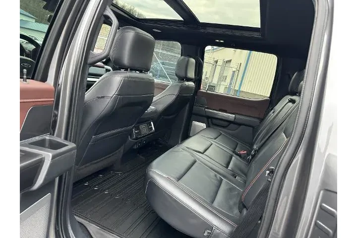 $39330 : Ford F-150 2021 4x4 Lariat 4 image 10