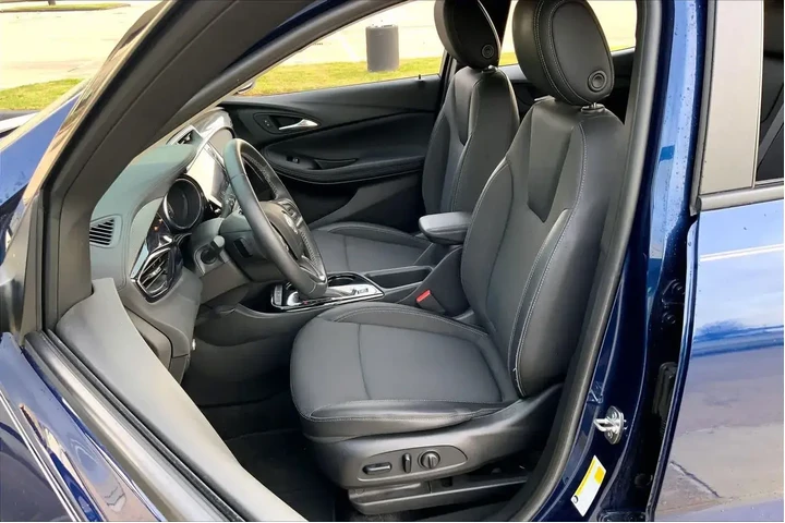 $20887 : Buick Encore GX 2022 Select image 8