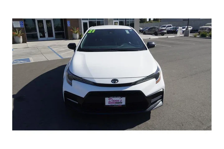 $20984 : 2021 Corolla SE Nightshade Ed image 3