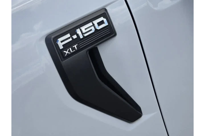 $39891 : Ford F-150 2022 4x4 Platinum image 10