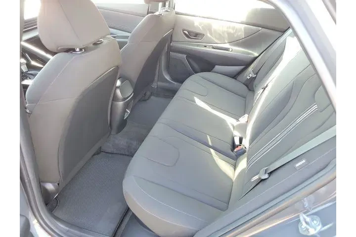 $22364 : Hyundai ELANTRA Hybrid 2025 image 9
