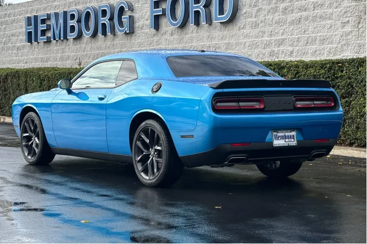 $27799 : Dodge Challenger 2023 SXT 2d image 6