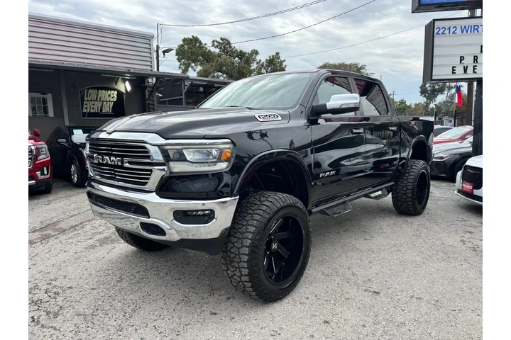 2021 RAM 1500 Laramie Crew Ca image 1