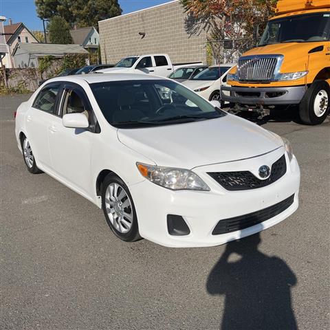 $12000 : 2013 TOYOTA COROLLA image 5