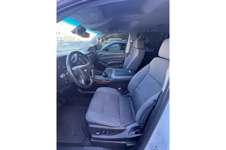 $24098 : Chevrolet Tahoe 2018 4x4 LS image 4
