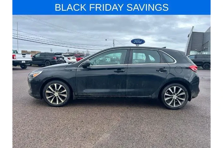 $8387 : Hyundai ELANTRA GT 2018 4dr image 3