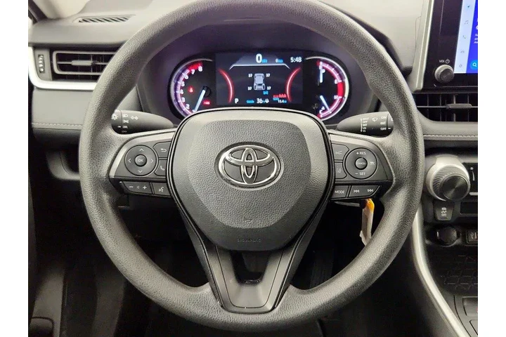 $25998 : Toyota RAV4 2024 LE 4dr SUV image 10