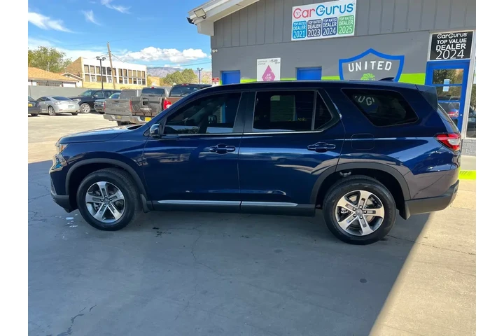 2023 Pilot EX-L 2WD image 8