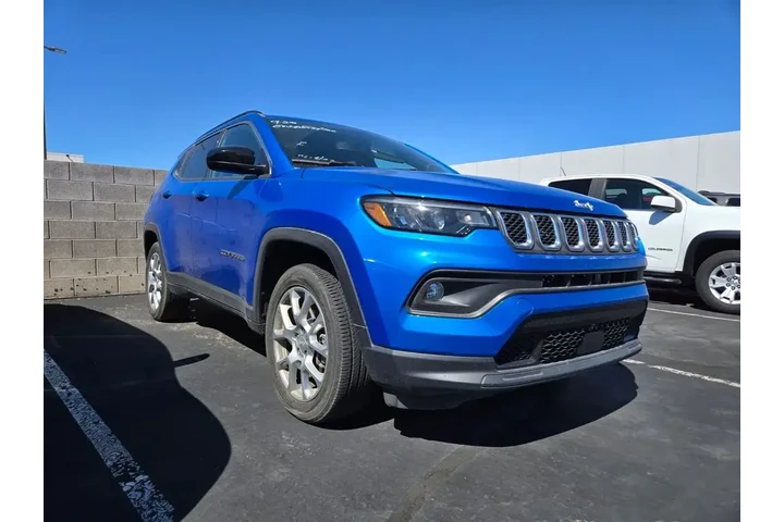 $23000 : Jeep Compass 2024 4x4 Latitu image 1