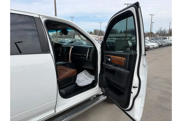 $14450 : 2014 RAM 1500 4WD Crew Cab 14 image 8