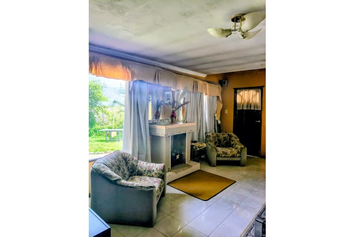 $111 : Venta Residencia exclusiva image 2