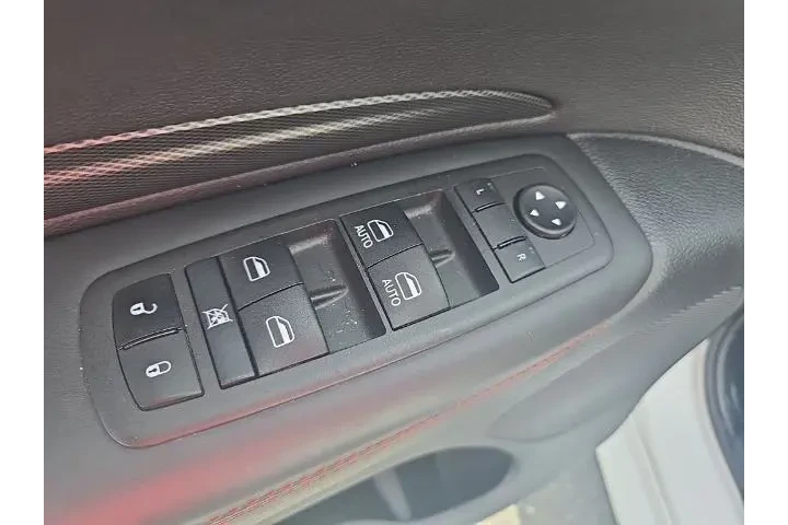 $33024 : Dodge Durango 2024 AWD GT 4d image 10