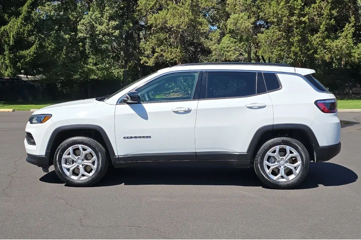 $25425 : Jeep Compass 2024 4x4 Latitu image 7