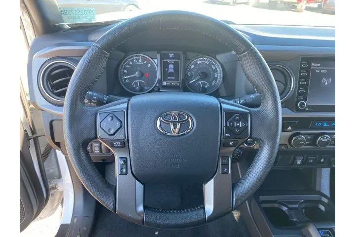 Toyota Tacoma 2023 4x4 TRD P image 9