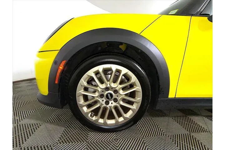 $29993 : MINI Hardtop 4 Door 2025 Coo image 8