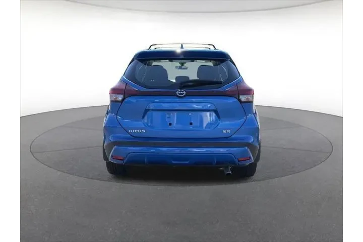 $17788 : Nissan Kicks 2022 SR 4dr Cro image 4
