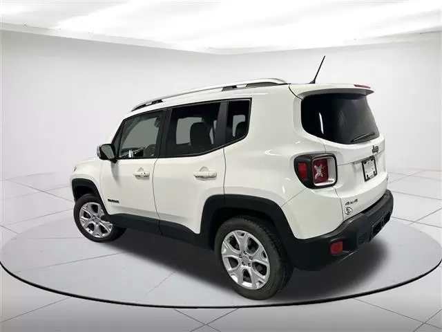 $14548 : Pre-Owned 2017 Renegade Limit image 3