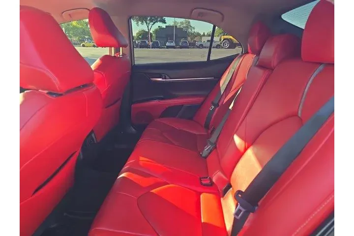 $32995 : Toyota Camry Hybrid 2024 XSE image 8