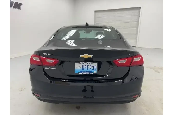 $17750 : Chevrolet Malibu 2023 LT 4dr image 6
