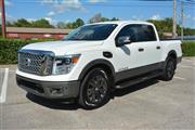 2017 Titan Platinum Reserve en Memphis